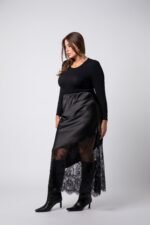 Jupe noire Satin et dentelle grande taille Noire Monica