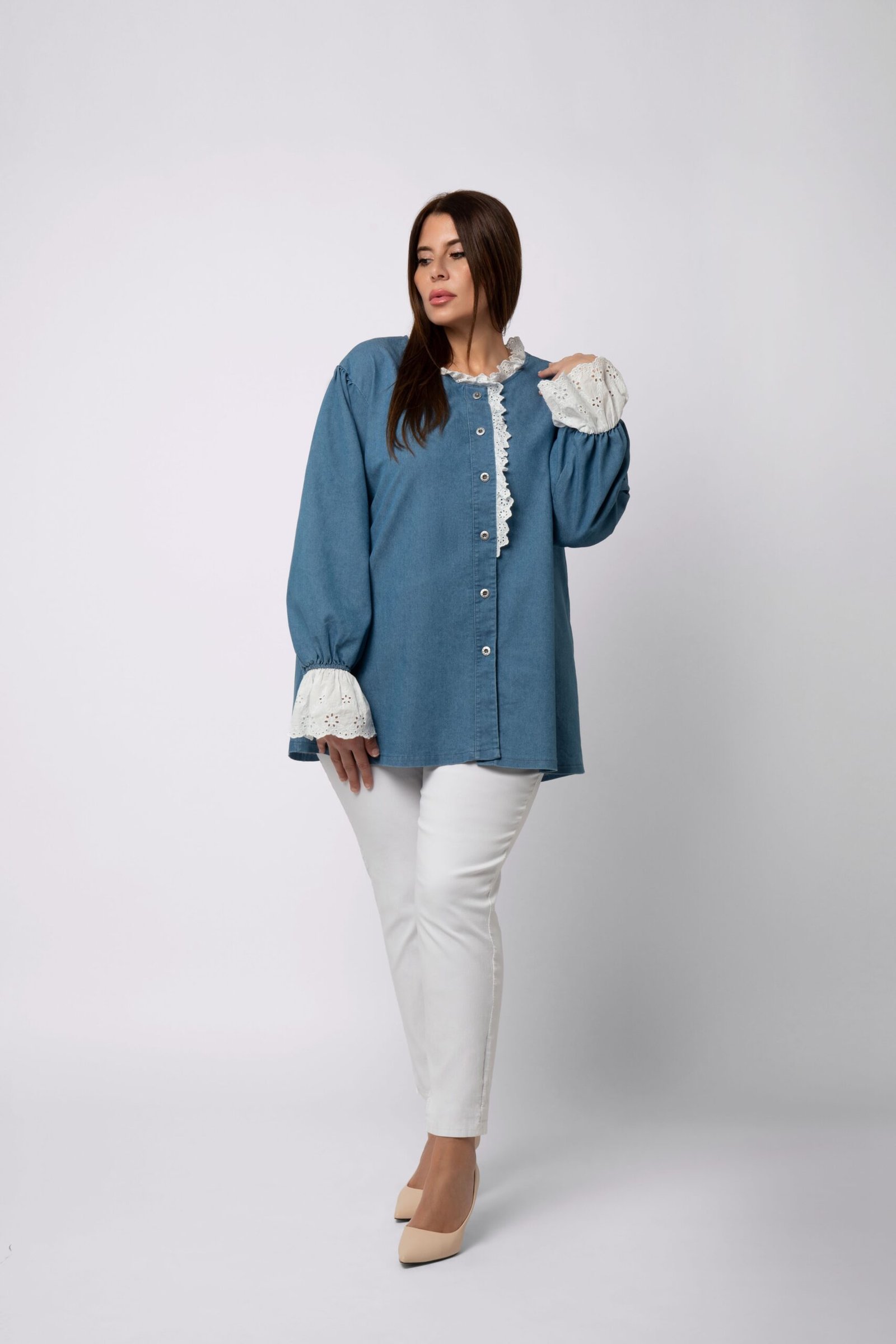 Blouse Jeanne Face Rachael Miles Blouse jean et broderie anglaise - JEANNE – Image 1