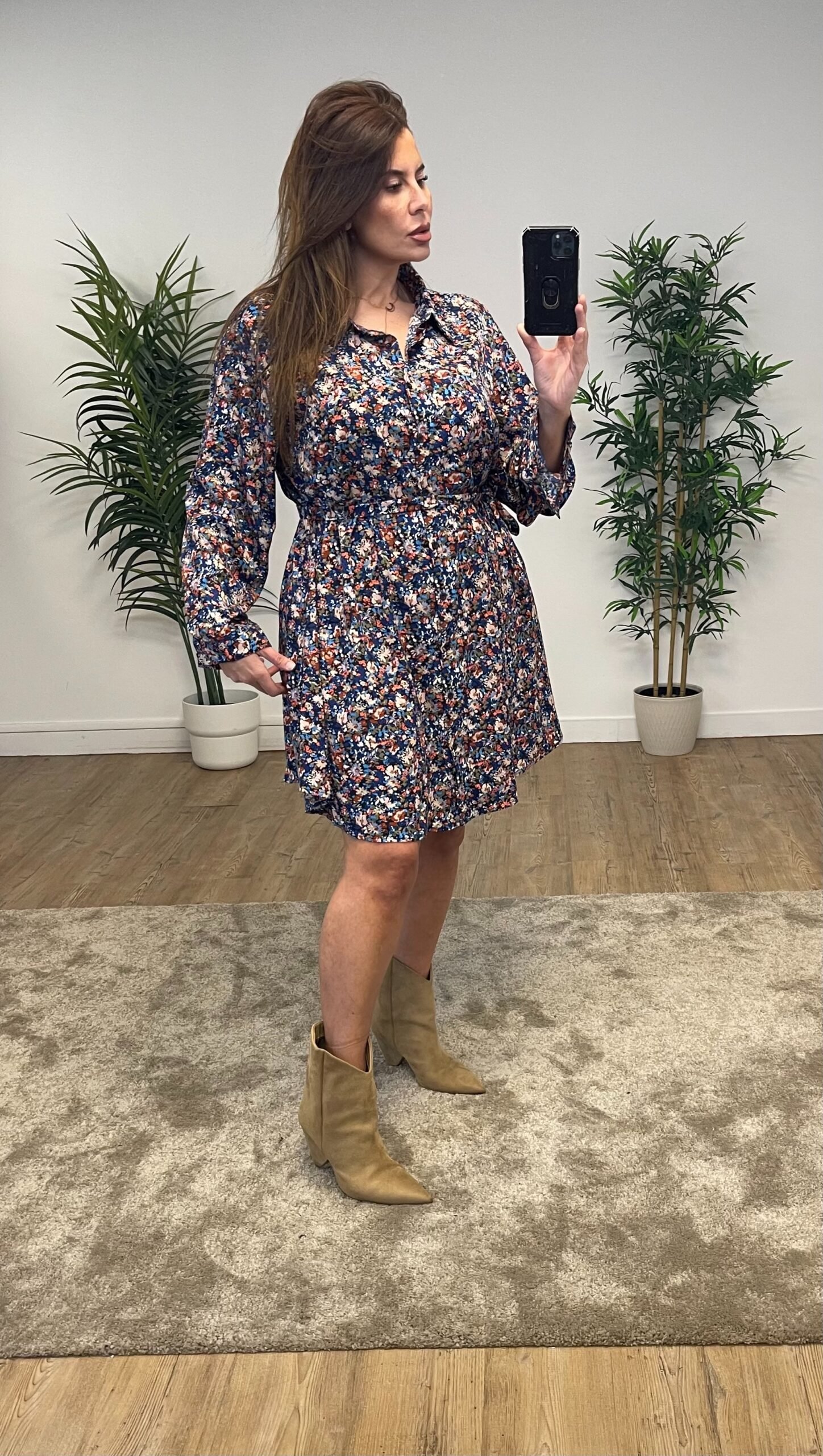 Robe Angela Face Grande Taille Femme Rachael Miles Robe à fleurs - ANGELA – Image 1