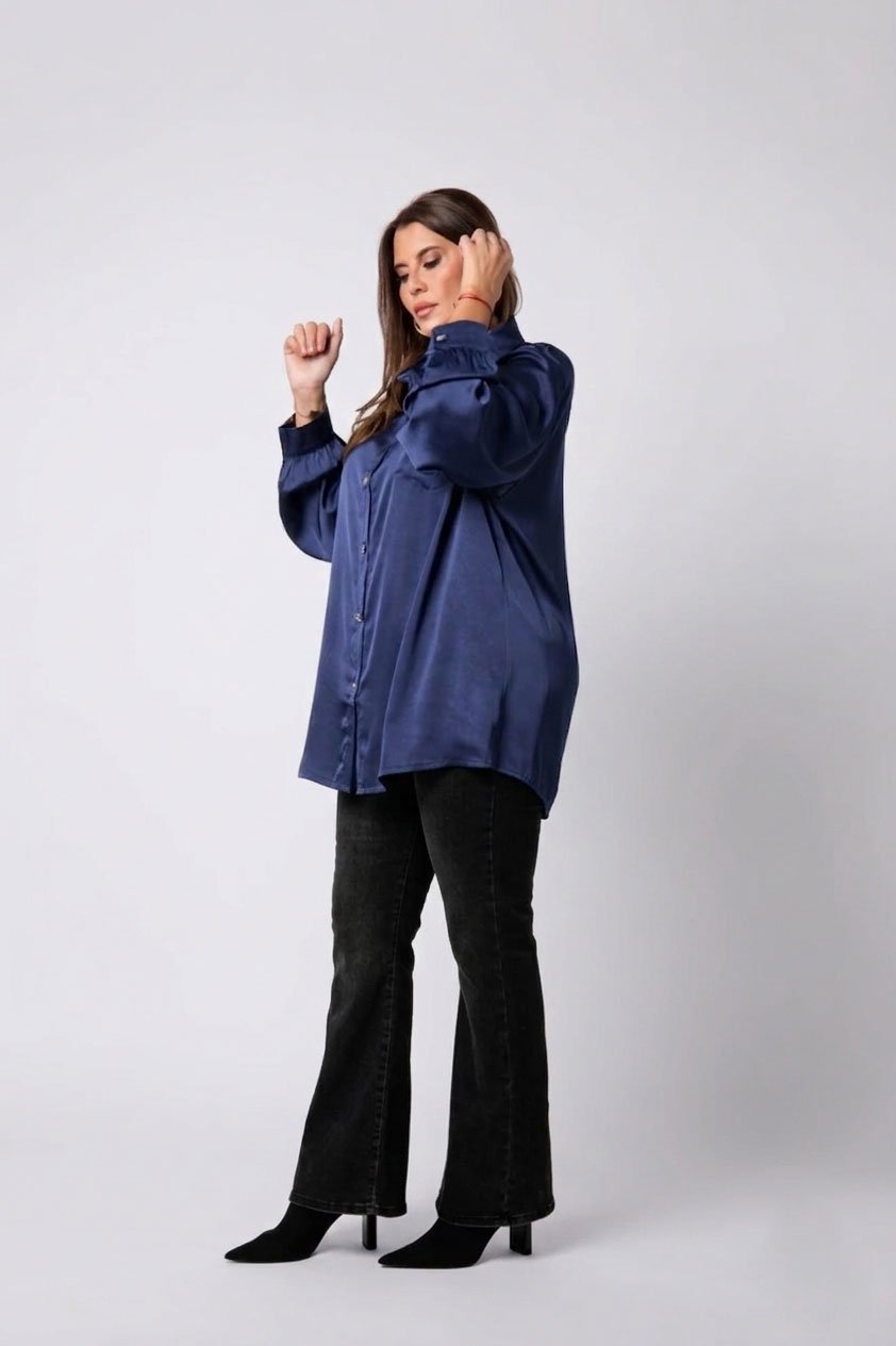 jean flare + chemise fluide