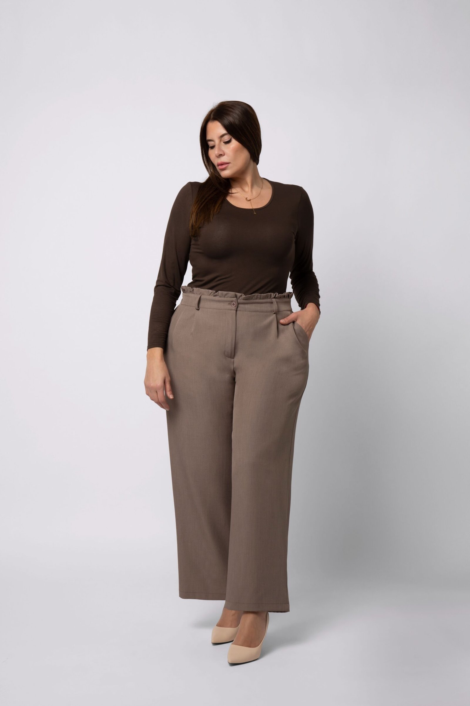 Pantalon Tailleur Tania face Rachael Miles Pantalon Tailleur Fluide Femme TANIA | Coupe Large | Taille Haute – Image 1