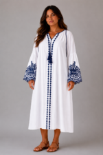 Robe blanche broderie bleue ATHÉNA - face